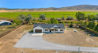 209 Pony St, Toston, MT 59643