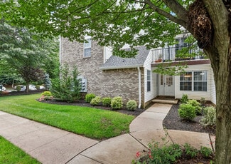 902 Plymouth Rd, North Brunswick, NJ 08902