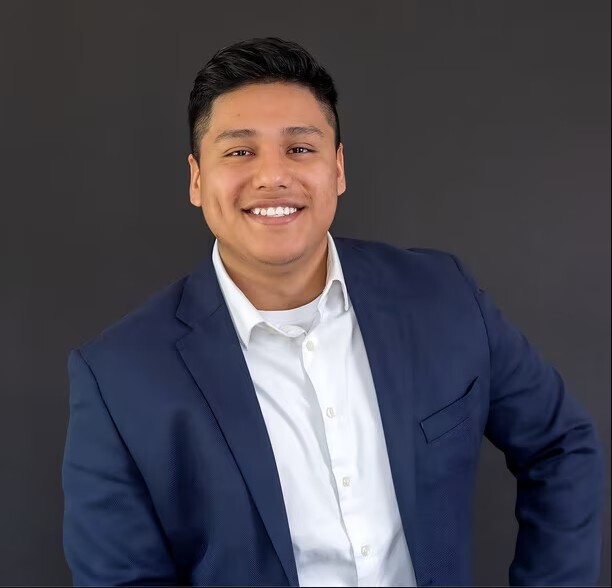 Agent Photo