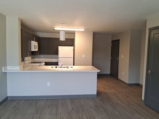 1223 E Eighth St, Traverse City, MI 49686