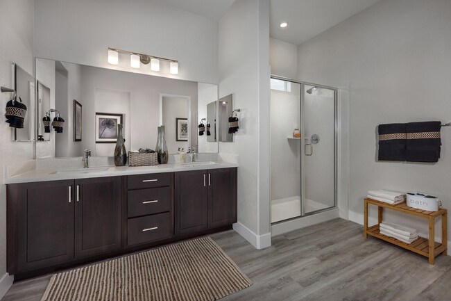 2569 Regency Cove Ct, Las Vegas, NV 89121 - photo 7