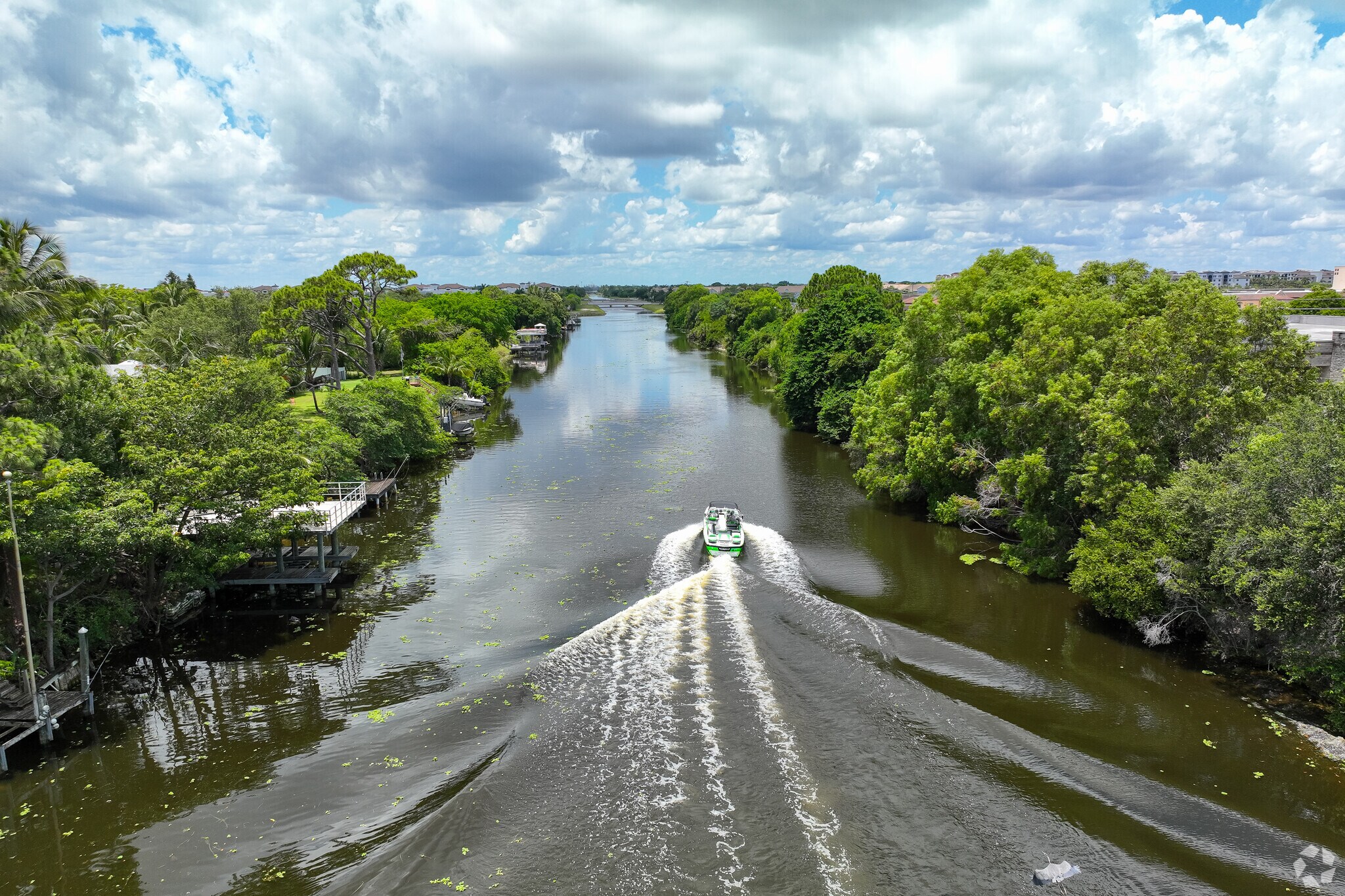 Boating and fishing is popular at the south side of Rolling Green Ridge neighborhood.