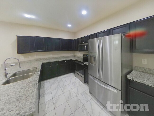 3360 W Hayduk Rd, Phoenix, AZ 85339 - photo 5