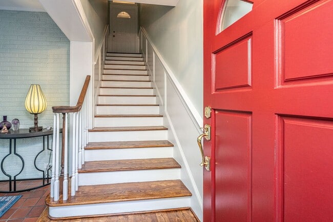 25 Fenwick Dr, Charleston, SC 29407 - photo 2