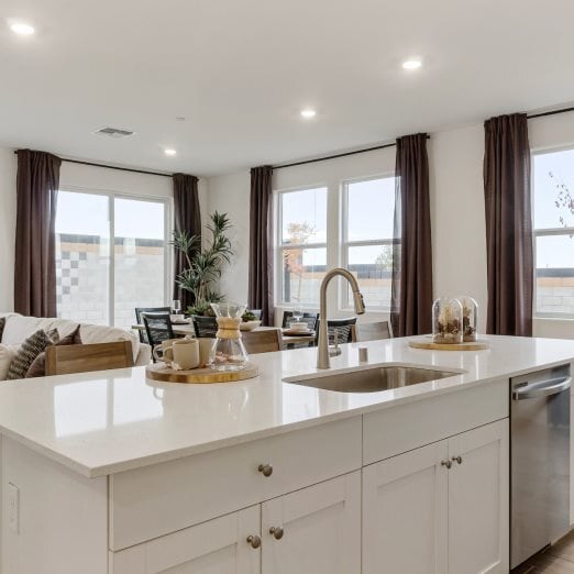 3902 Hickory Village Ln, Shafter, CA 93263 - photo 3