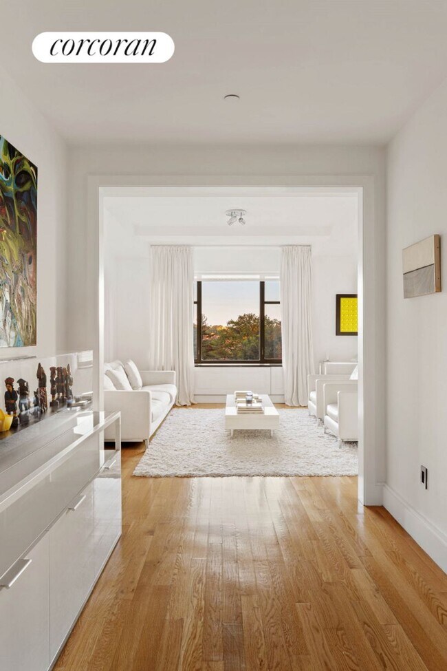 110 Central Park S, New York, NY 10019 - photo 2