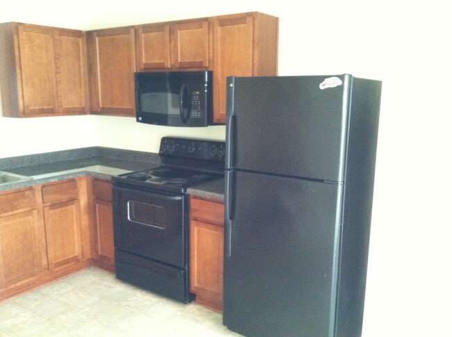 7160 Grosbeak St, Union City, GA 30291 - photo 3