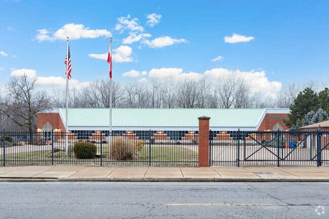 Carr Square is home to the Polish Heritage Center.