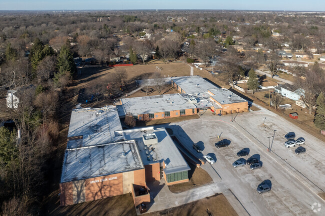 Spring Creek Elementary School is located in Rockford, IL.