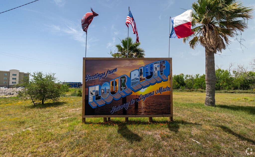 About Flour Bluff Schools, Demographics, Things to Do