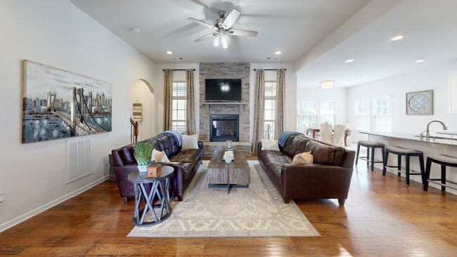 6817 Pleasant Gate Ln, College Grove, TN 37046 - photo 2