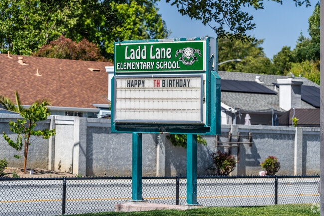 Ladd Lane Elementary School welcomes Hollister students and their families.