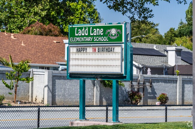 Ladd Lane Elementary School welcomes Hollister students and their families.