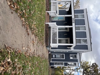 1016 NE Quincy St, Topeka, KS 66608