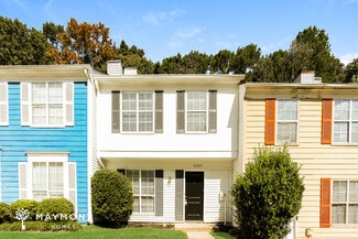 5707 Wells Cir, Stone Mountain, GA 30087