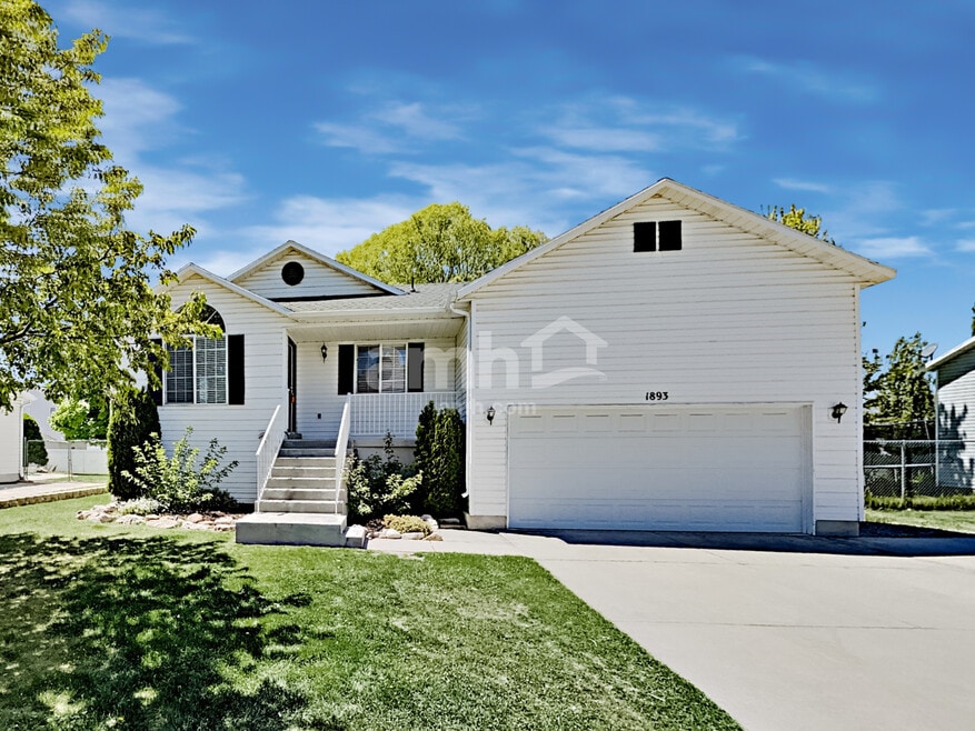 1893 N 2475 W, Clearfield, UT 84015 - photo 1