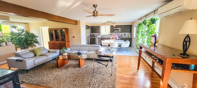 94 Cross Rd unit Main House, Westport, MA 02790 - photo 2