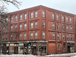 4 Davis Ave, Brookline, MA 02445