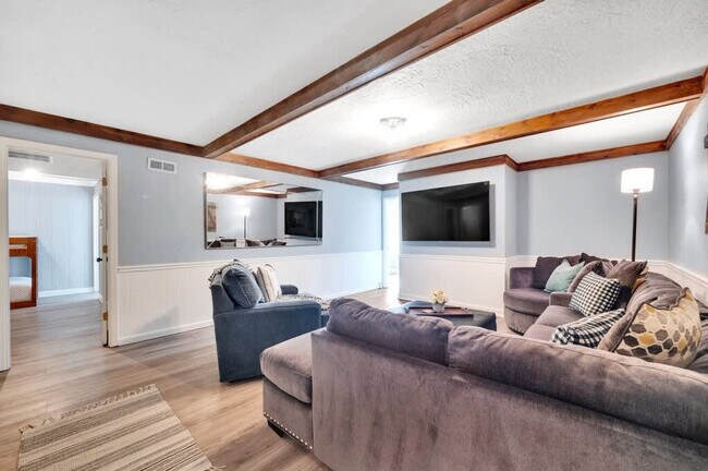 10 High Meadows Dr unit ID1236830P, Candler, NC 28715 - photo 2