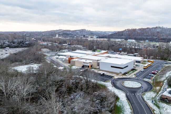 Huntington East Middle School serves kids from 6-8 grades.