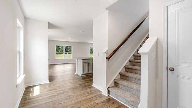 2323 Springview Ct, Boiling Springs, SC 29316 - photo 4