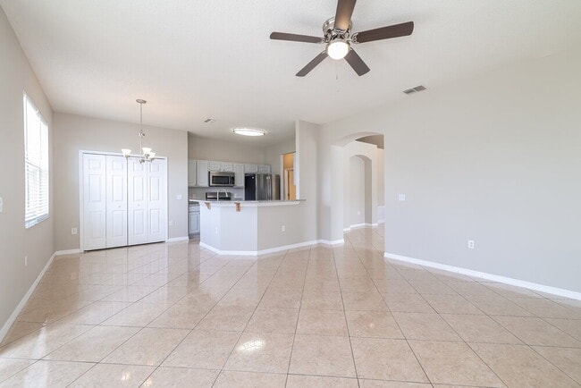 418 Bedlington Ct, Kissimmee, FL 34758 - photo 5