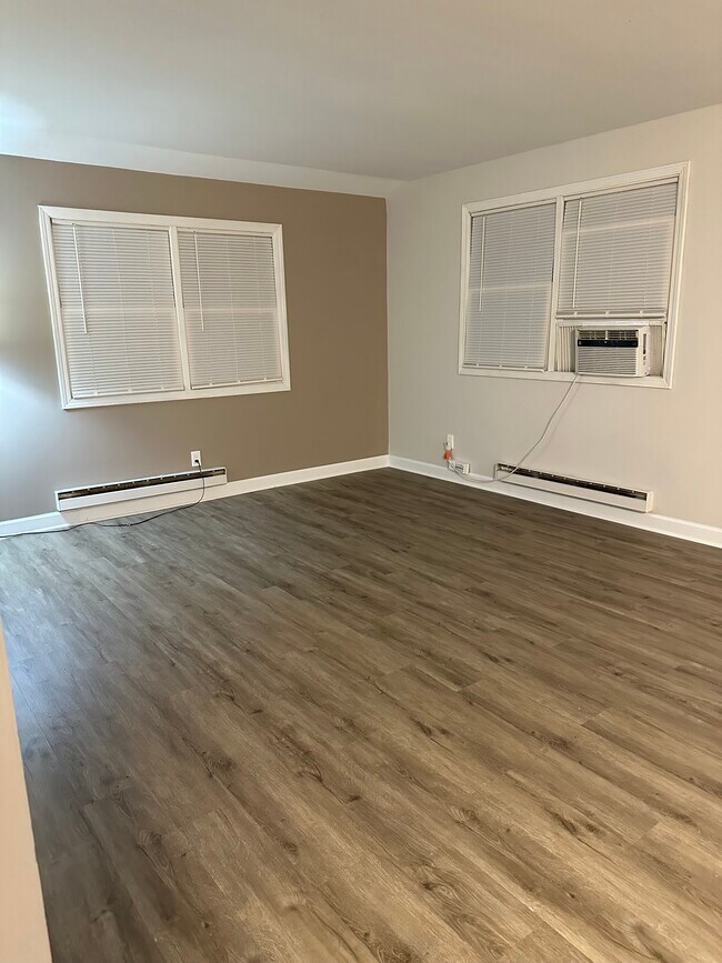 226 Maple St, Sugar Grove, IL 60554 - photo 6