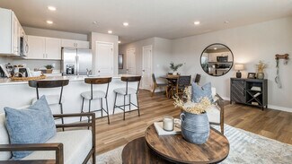 5724 155th Place, Urbandale, IA 50111