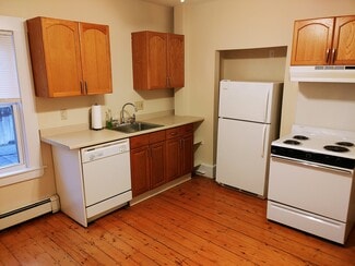 29 Gorham St Unit 2, Waltham, MA 02453