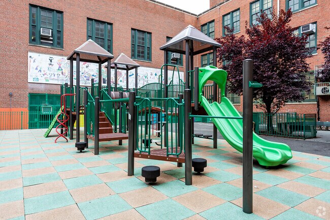 MS 250 West Side Collaborative Middle School makes sure their students get plenty of exercise.