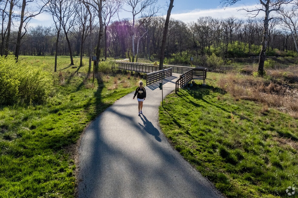 Neighborhood_Gladstone_V1_112923