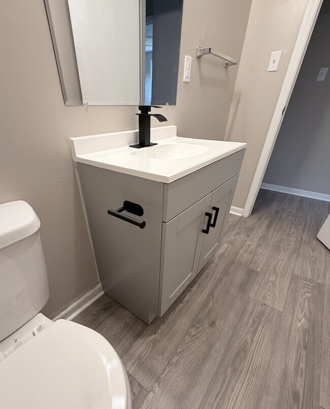 125 Mcclure St unit C, Chester, SC 29706 - photo 4