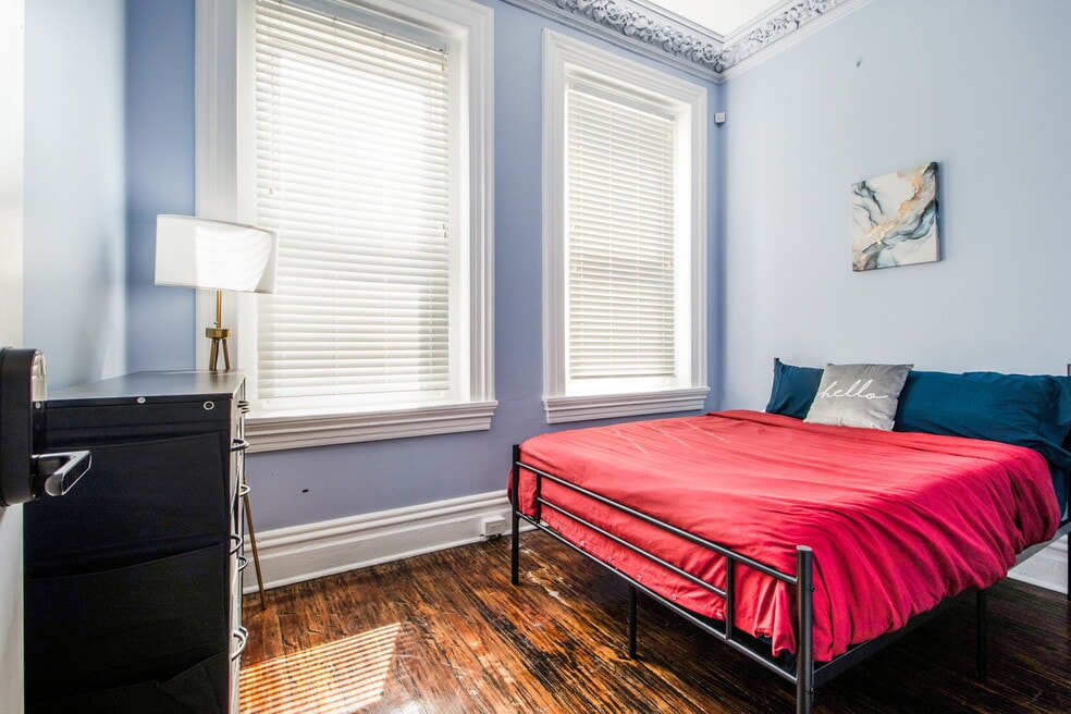 1232 W Lafayette Ave unit B2, Baltimore, MD 21217 - photo 1