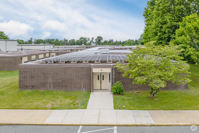 Glen Landing Middle School is located in in  Blackwood, NJ.