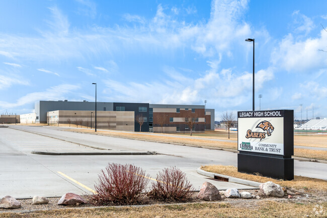 Legacy High School has an overall B ranking on Niche.