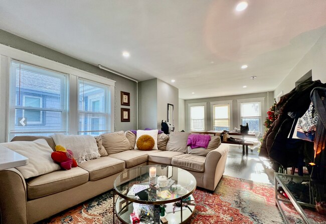 159 Hillside St unit 2, Roxbury Crossing, MA 02120 - photo 3