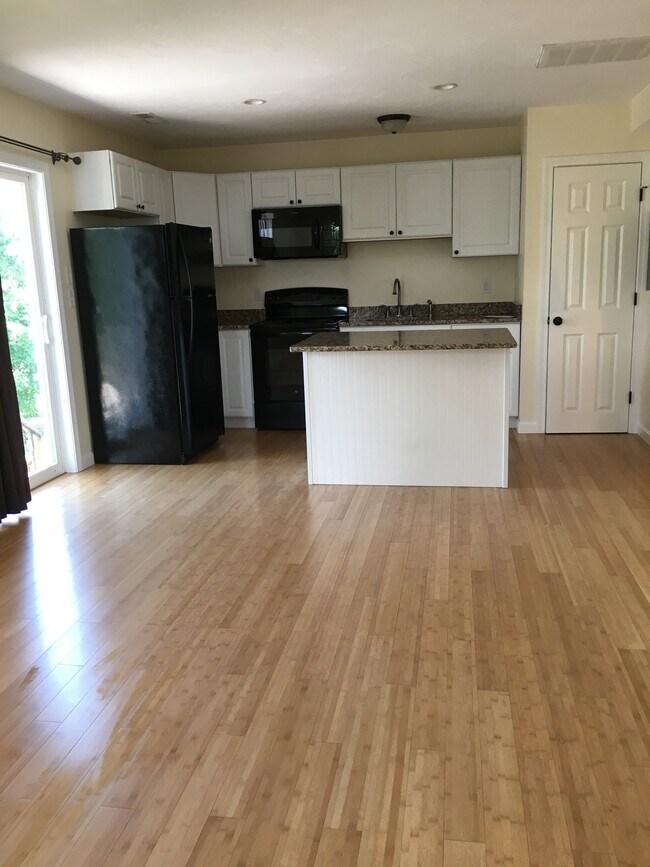 12 Cranberry Rd unit 1, Buzzards Bay, MA 02532 - photo 5