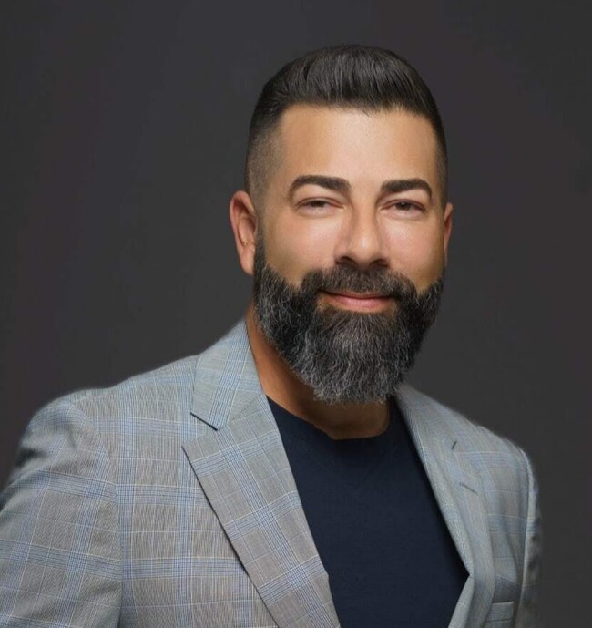 Agent Photo