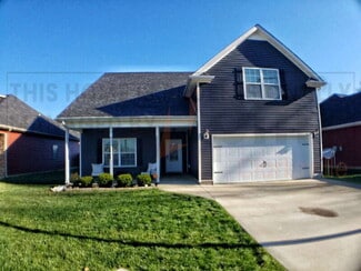 717 Sleek Fox Dr, Clarksville, TN 37040