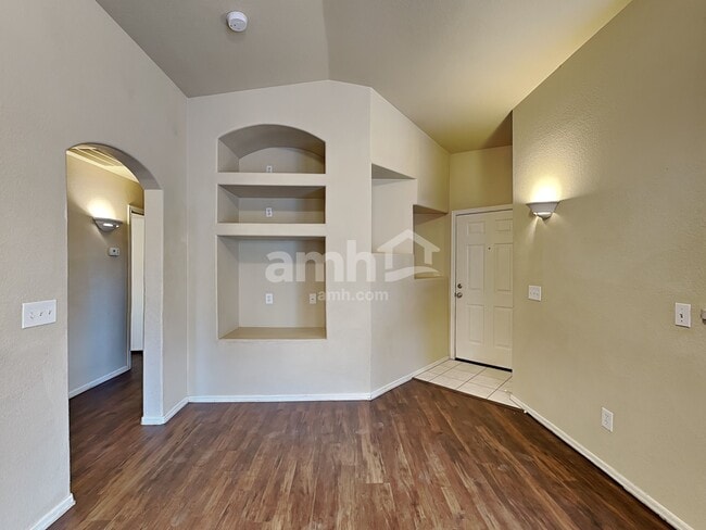 8271 S Via Del Forjador, Tucson, AZ 85747 - photo 6