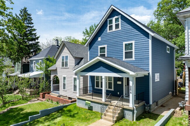 The neighborhood has a range of architectural styles, from early 1900s traditional-style homes.