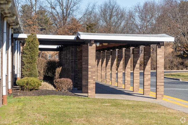 The overall Niche Grade for Schor Middle School is a B.