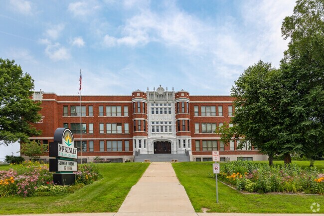 McKinley STEAM Academy has a A+ grade in diversity from Niche.