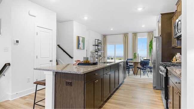 13937 Andersons Garden Rd unit 37408554, Laurel, MD 20707 - photo 5