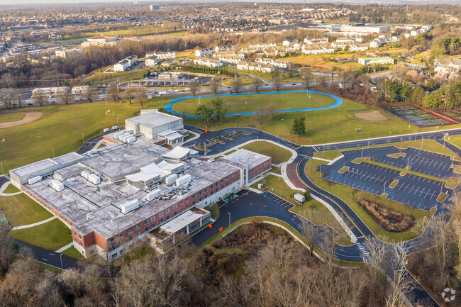 Students can attend the beautiful campus of Cedarbrook Middle School.