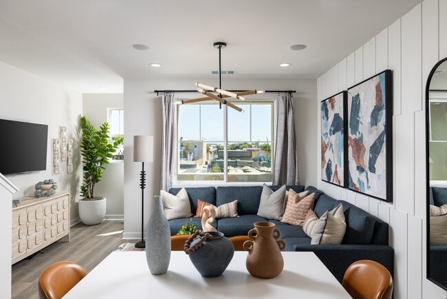 131 N 1st Ave unit 36371606, Upland, CA 91786 - photo 6