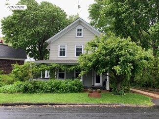 20 Elizabeth St, Sag Harbor, NY 11963