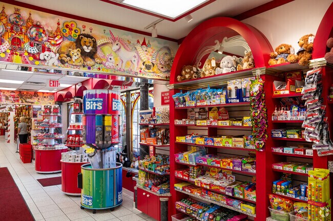 Sarris Candies pairs a classic ice cream parlor with a beloved candy shop.