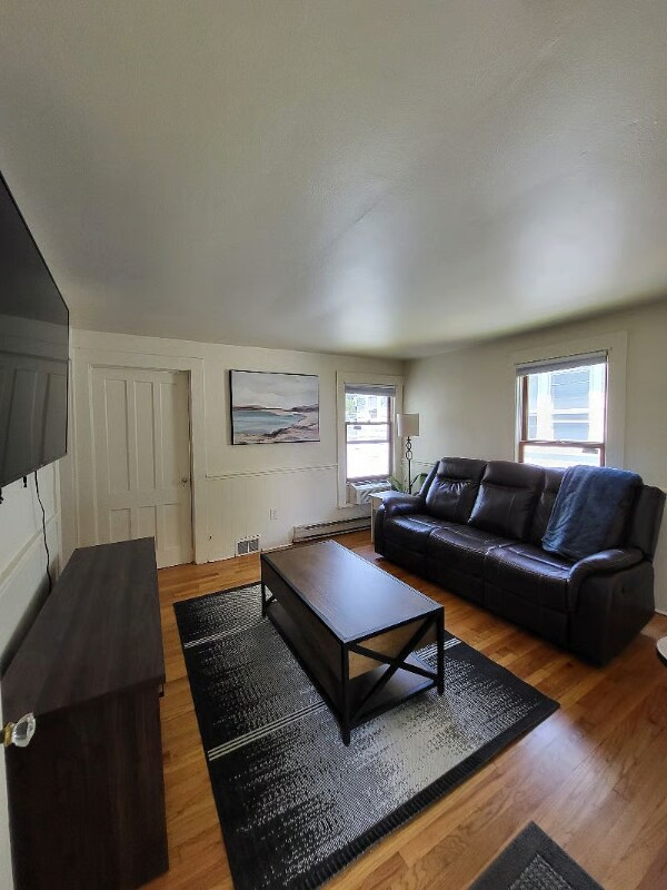 423 Schuyler St unit 3, Syracuse, NY 13204 - photo 2