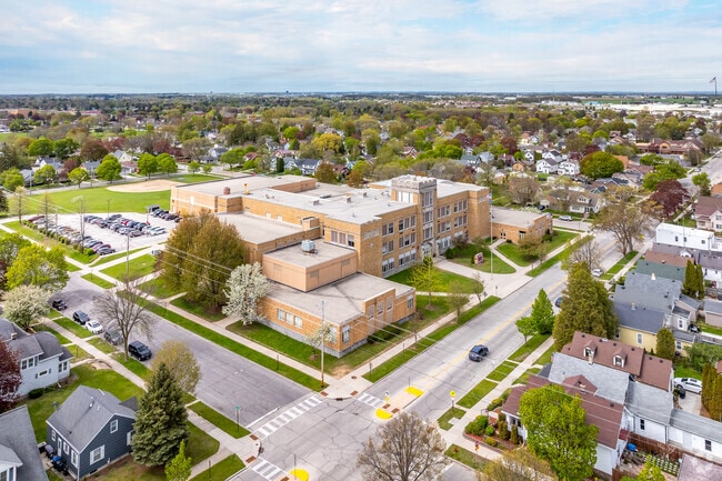 Farnsworth Middle School in Weeden Creek neighborhood.
